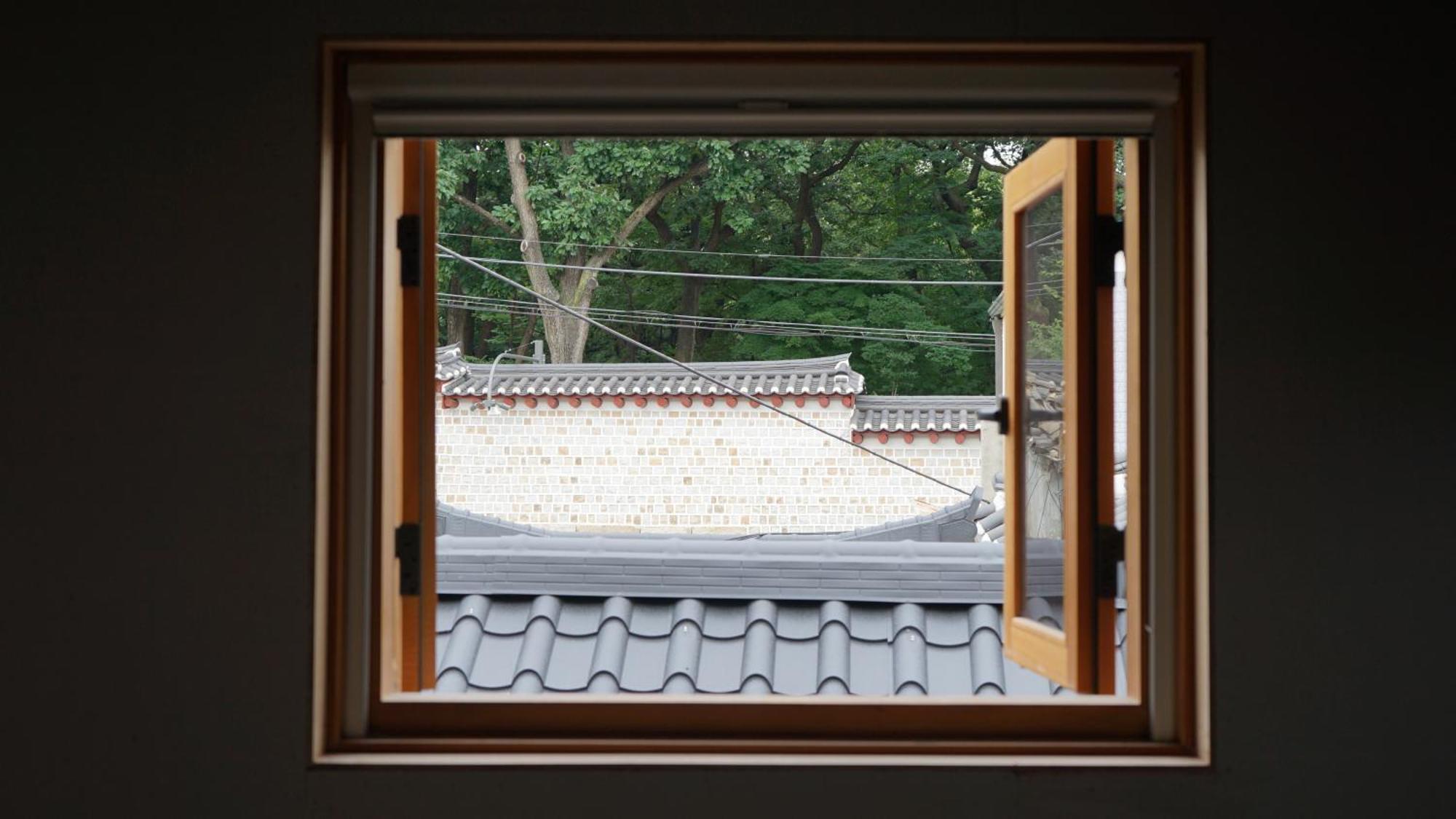 The Korean Traditional Hanok In Downtown Seoul For Convenient Public Transportation - Seoul Ari Экстерьер фото