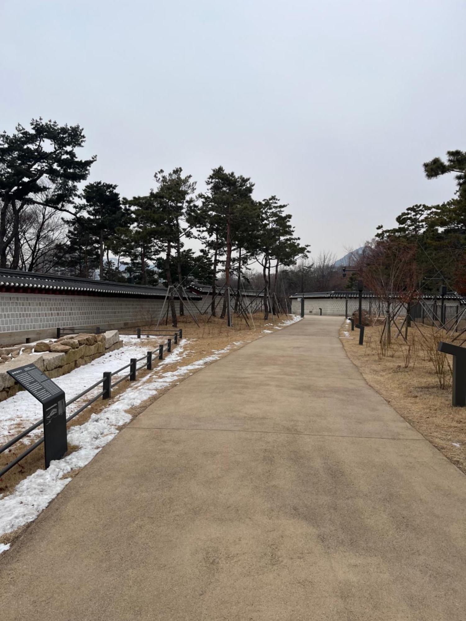 The Korean Traditional Hanok In Downtown Seoul For Convenient Public Transportation - Seoul Ari Экстерьер фото